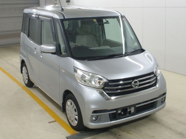 3037 Nissan Dayz roox B21A 2018 г. (NAA Nagoya)